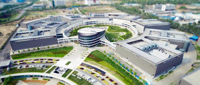 文心一言背后的力量:揭秘百度智算中心为生成式AI提供底层支撑的科技密码 文心一言背后的力量:揭秘百度智算中心为生成式AI提供底层支撑的科技密码