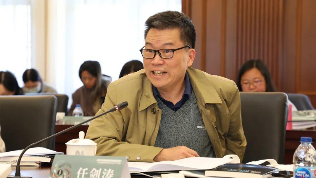 ChatGPT:文明利器还是潘多拉魔盒?跨学科反思下的大挑战与未来探讨 ChatGPT:文明利器还是潘多拉魔盒?跨学科反思下的大挑战与未来探讨