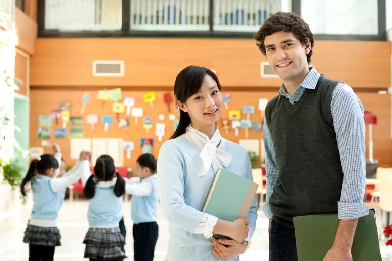 揭秘世界名著？这里有多少你从未听说的宝藏图书！📚想要被思想震撼，就快来翻页吧！📖