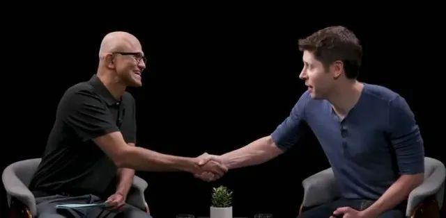 如何一位犹太同性恋少年用苹果电脑编程成创业国王,重塑科技版图? 如何一位犹太同性恋少年用苹果电脑编程成创业国王,重塑科技版图?