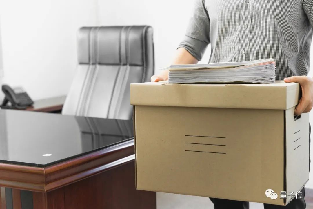 科技巨变?亚马逊裁员潮与ChatGPT崛起的背后秘密,你准备好了吗? 科技巨变?亚马逊裁员潮与ChatGPT崛起的背后秘密,你准备好了吗?