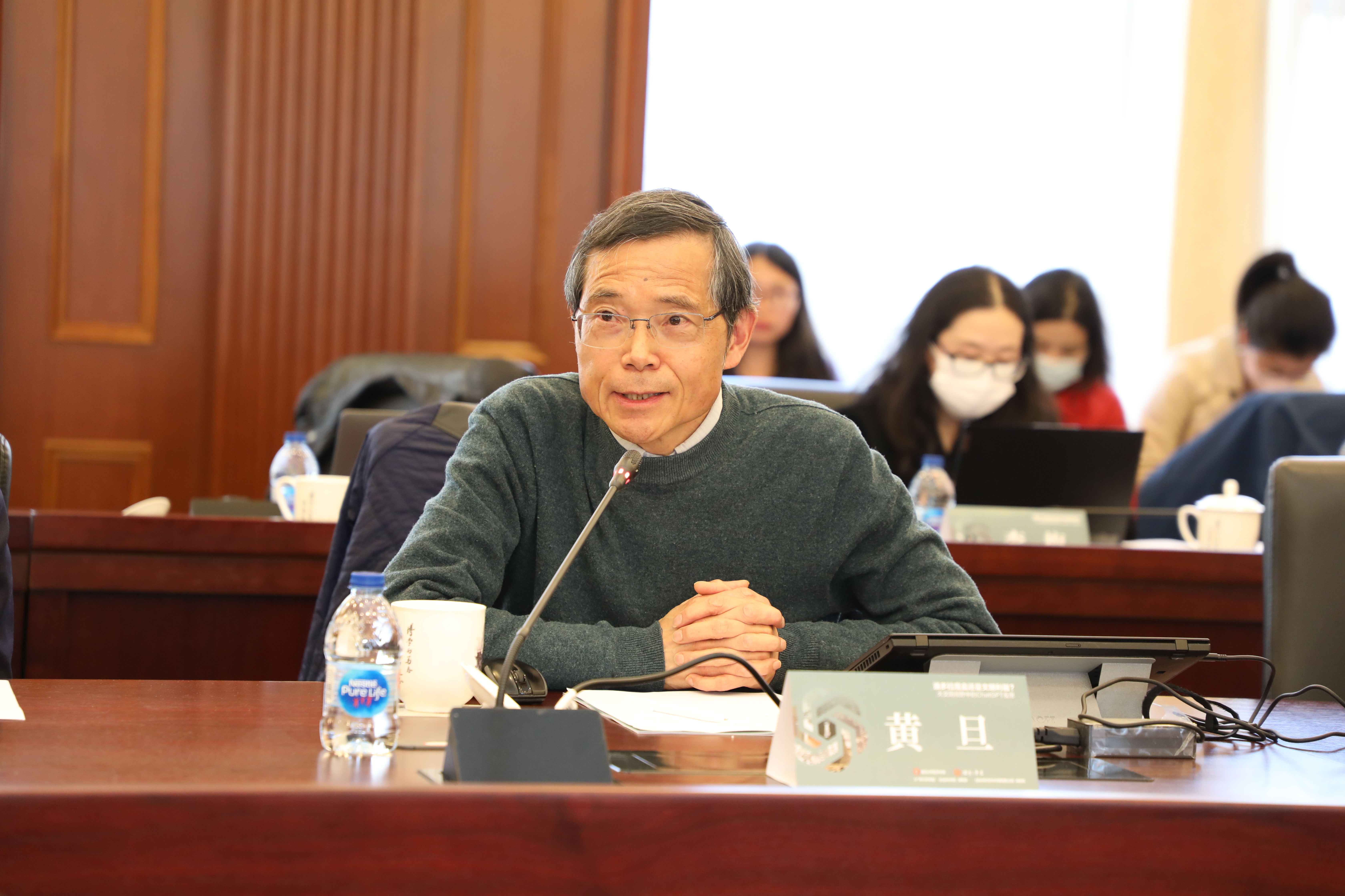 ChatGPT：文明利刃还是潘多拉？哲学学者共探未来影响