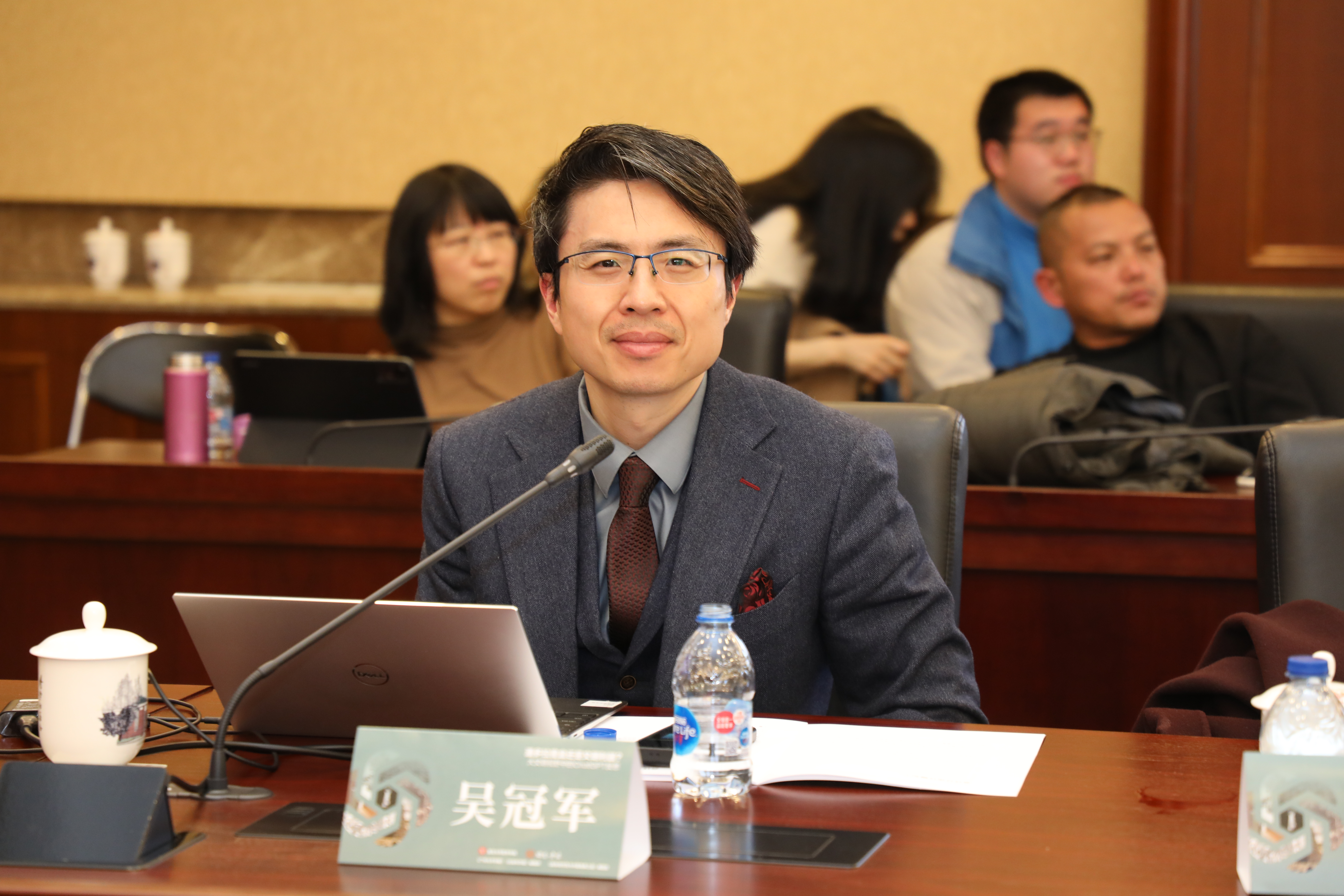 ChatGPT：文明利刃还是潘多拉？哲学学者共探未来影响