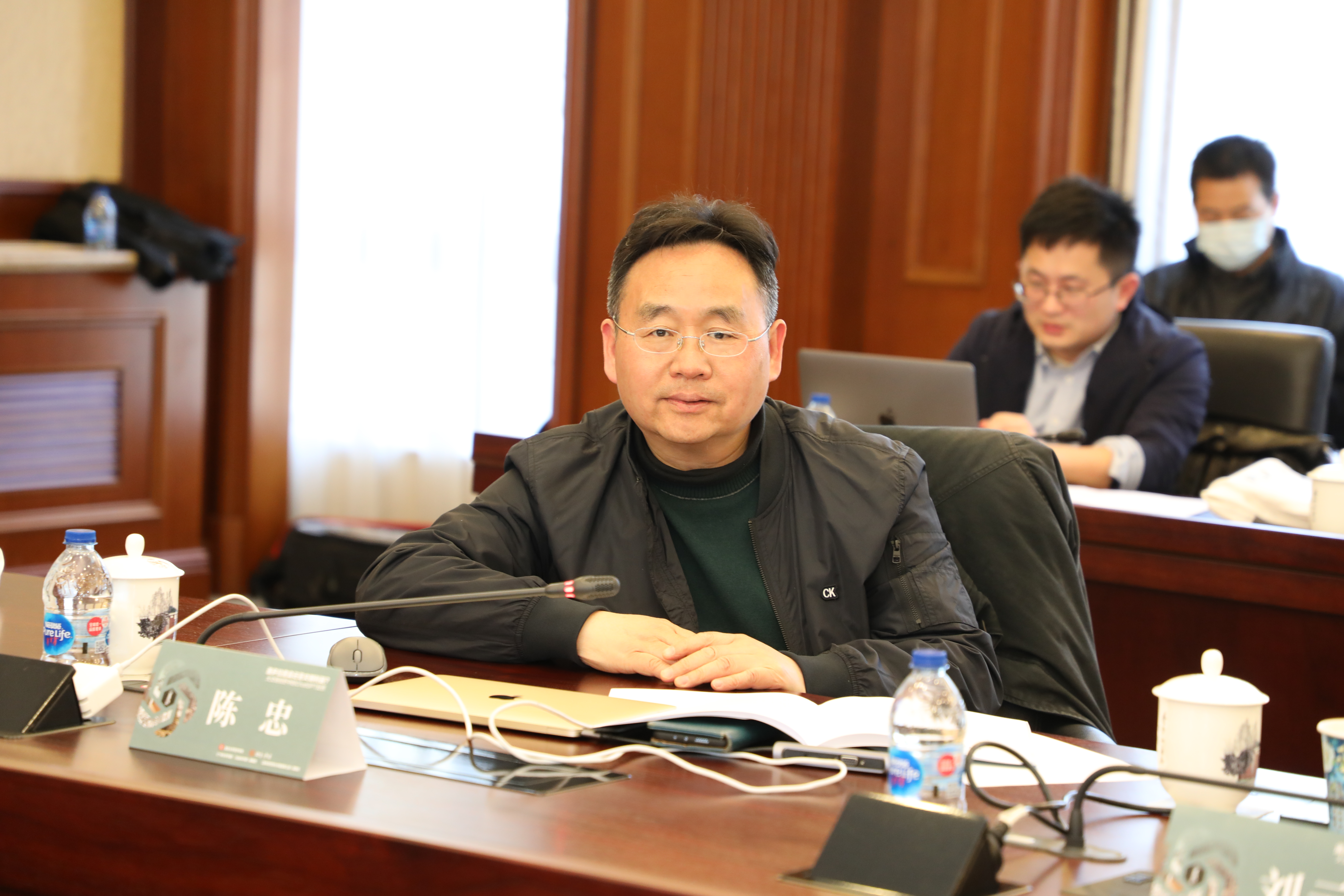 ChatGPT：文明利刃还是潘多拉？哲学学者共探未来影响