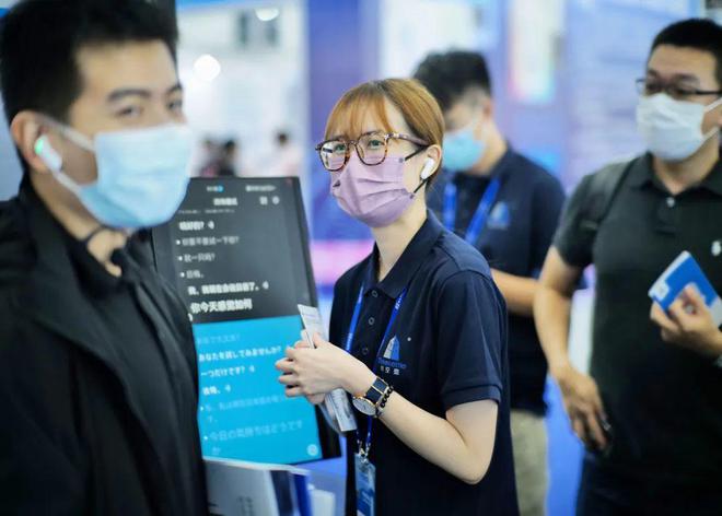 ChatGPT挑战翻译业?未来五年,95%从业者的饭碗还能稳吗? ChatGPT挑战翻译业?未来五年,95%从业者的饭碗还能稳吗?