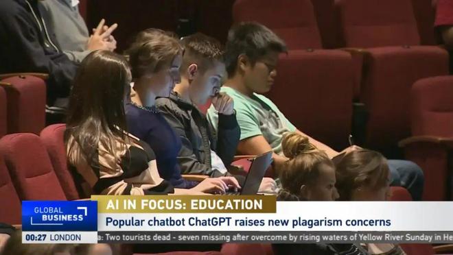 ChatGPT爆雷！大学教授发现学生论文竟是AI写的，你怎么看？
