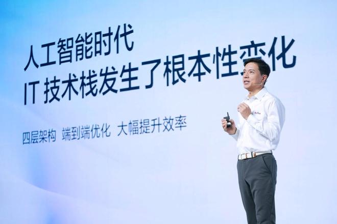 文心一言来袭，大模型竞争新高地？百度AI霸气回应OpenAI挑战，能打破ChatGPT神话吗?