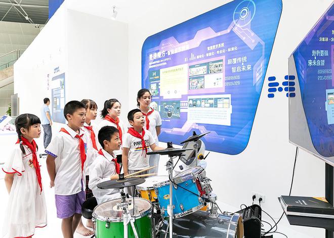 ChatGPT掀起教育风暴，学生、教师该如何应对？