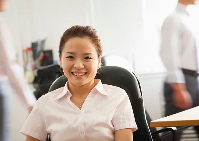 面对AI冲击,普通生该怎样选专业? 面对AI冲击,普通生该怎样选专业?