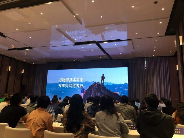 女性职场优势加速来临？ChatGPT时代，情感价值将如何塑造新职场格局?