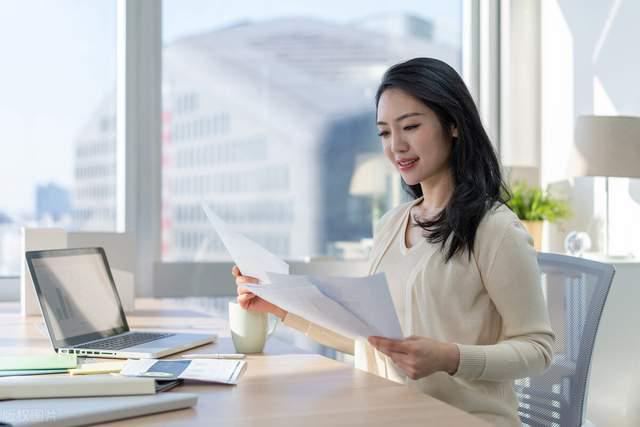 女性职场优势加速来临？ChatGPT时代，情感价值将如何塑造新职场格局?