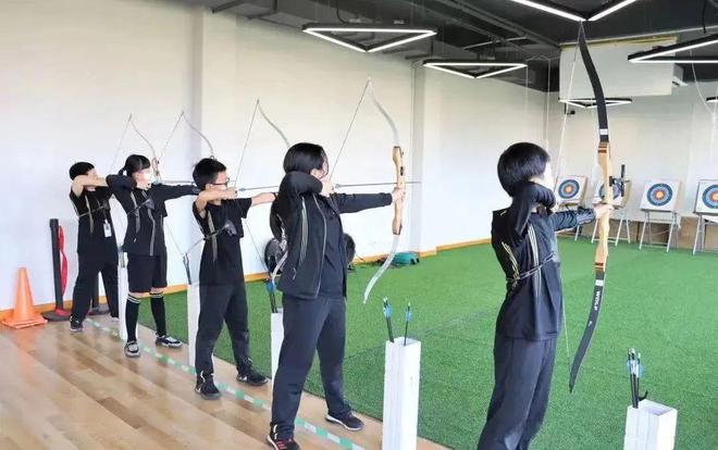 ChatGPT来了,教育的未来在哪里?教师们如何批判性地迎接挑战? ChatGPT来了,教育的未来在哪里?教师们如何批判性地迎接挑战?