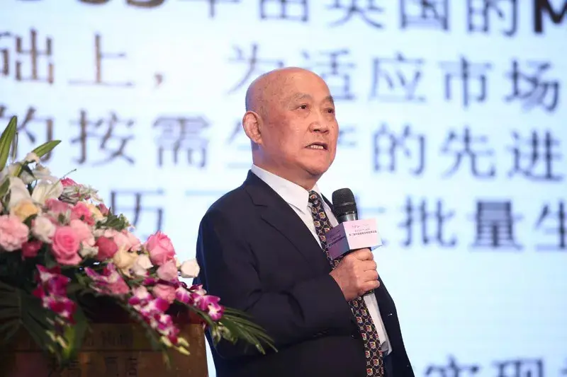 ChatGPT引领革命:无需编程,机器人将如何重塑服装智能制造? ChatGPT引领革命:无需编程,机器人将如何重塑服装智能制造?