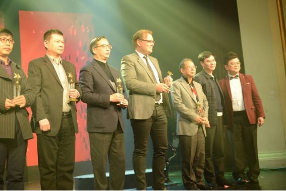 ChatGPT革命来袭，内容创作、图像生成无界，你是否准备好被取代？