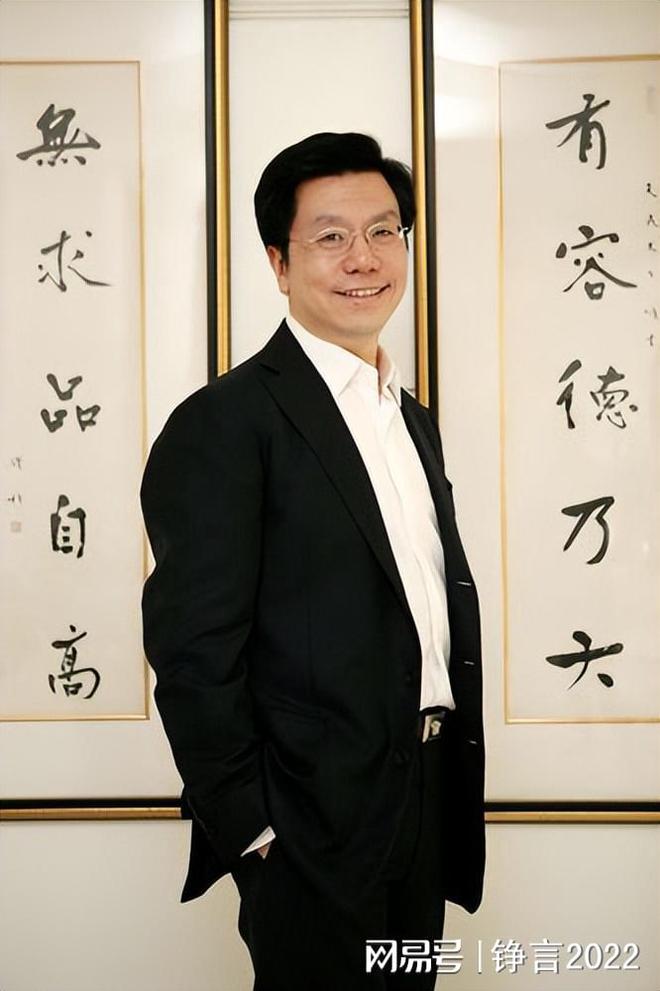 🔥ChatGPT掀起AI2.0狂潮?科技巨头争相入局,李开复揭示三大商机与挑战!🔍未来已来,你准备 🔥ChatGPT掀起AI2.0狂潮?科技巨头争相入局,李开复揭示三大商机与挑战!🔍未来已来,你准备