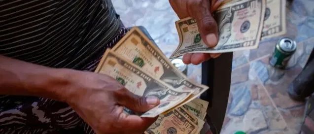 揭秘!危险工作排行你知多少?地铁悲剧震惊全美,MTA面临巨额索赔!无证移民新去处,50层酒店爆棚! 揭秘!危险工作排行你知多少?地铁悲剧震惊全美,MTA面临巨额索赔!无证移民新去处,50层酒店爆棚!