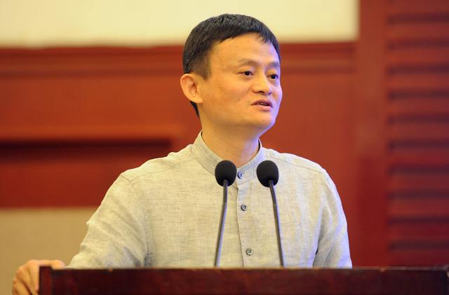 《AI颠覆世界:ChatGPT引发的人类思考》 《AI颠覆世界:ChatGPT引发的人类思考》