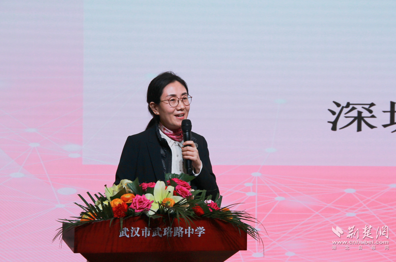 数字化英语课堂：用AI讲述中国故事，探索文化传承新路径