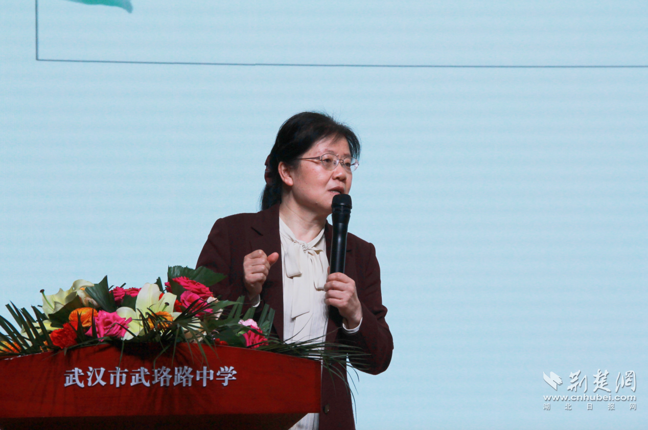 数字化英语课堂：用AI讲述中国故事，探索文化传承新路径