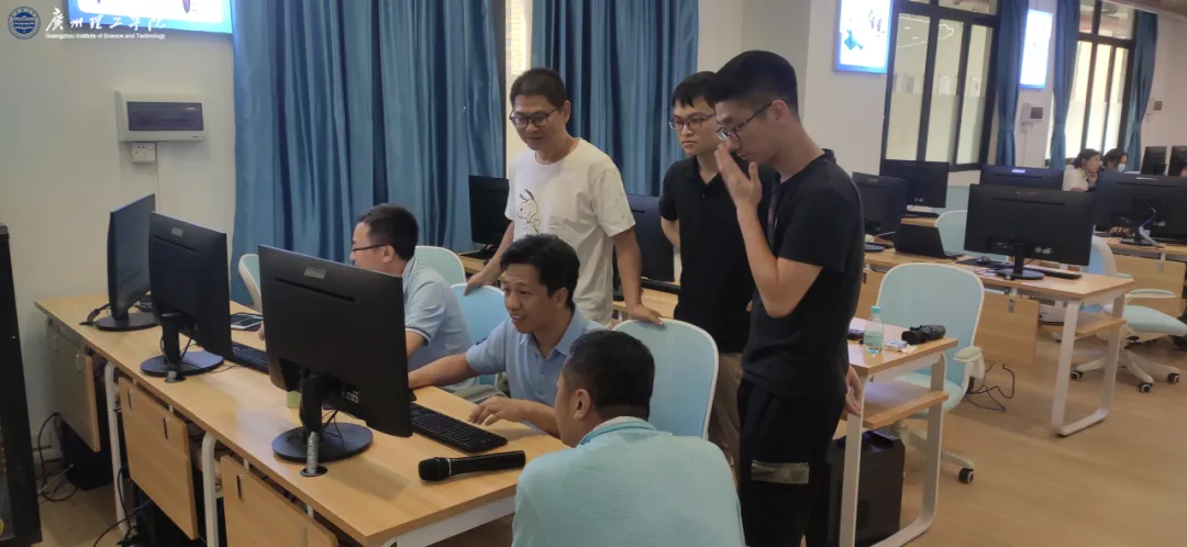 揭秘！广州理工学子如何高效利用新高铁？赶紧来看看！🌟🎓🌐