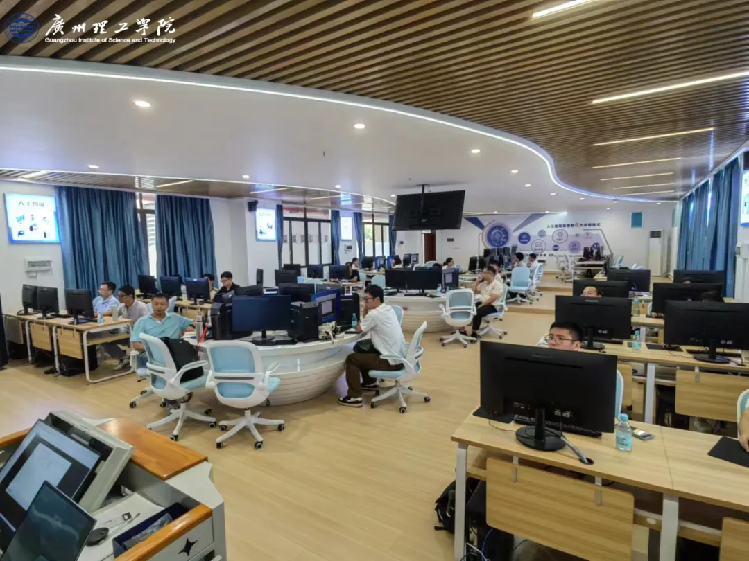 揭秘！广州理工学子如何高效利用新高铁？赶紧来看看！🌟🎓🌐