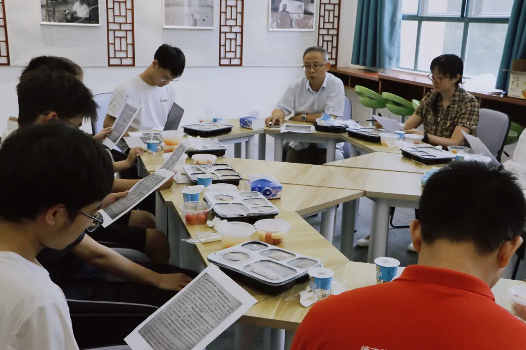 信息技术如何赋能我们的专业？一场教授午餐会带你探寻学术新视界