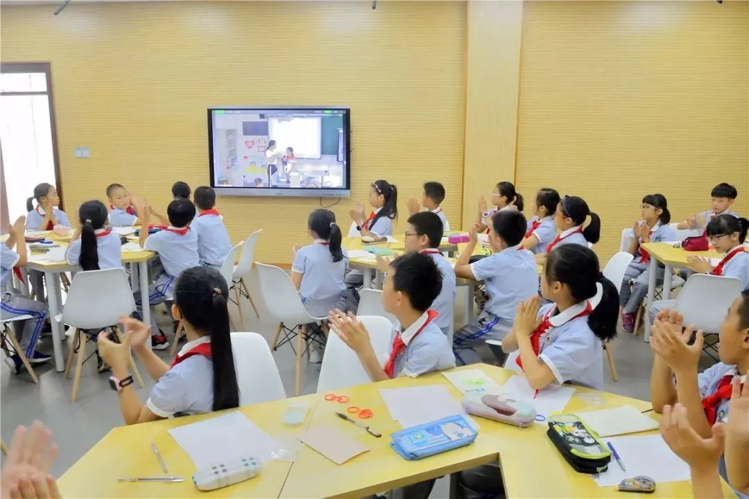 星教师入驻，视频教学新纪元？快来探索教育直播的魅力吧！