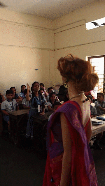 震惊！印度首个AI教师已经上岗了，会三门语言，从幼儿园辅导到高中