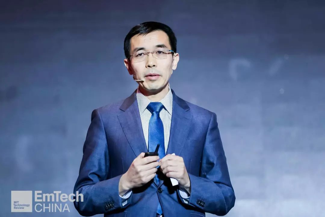 汤晓鸥与MIT、宾大教授共话AI：热潮终将退去，人工智能的中国式文艺复兴