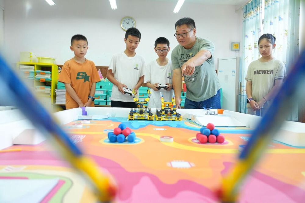 百姓故事 | 不一样的乡村“AI教师”