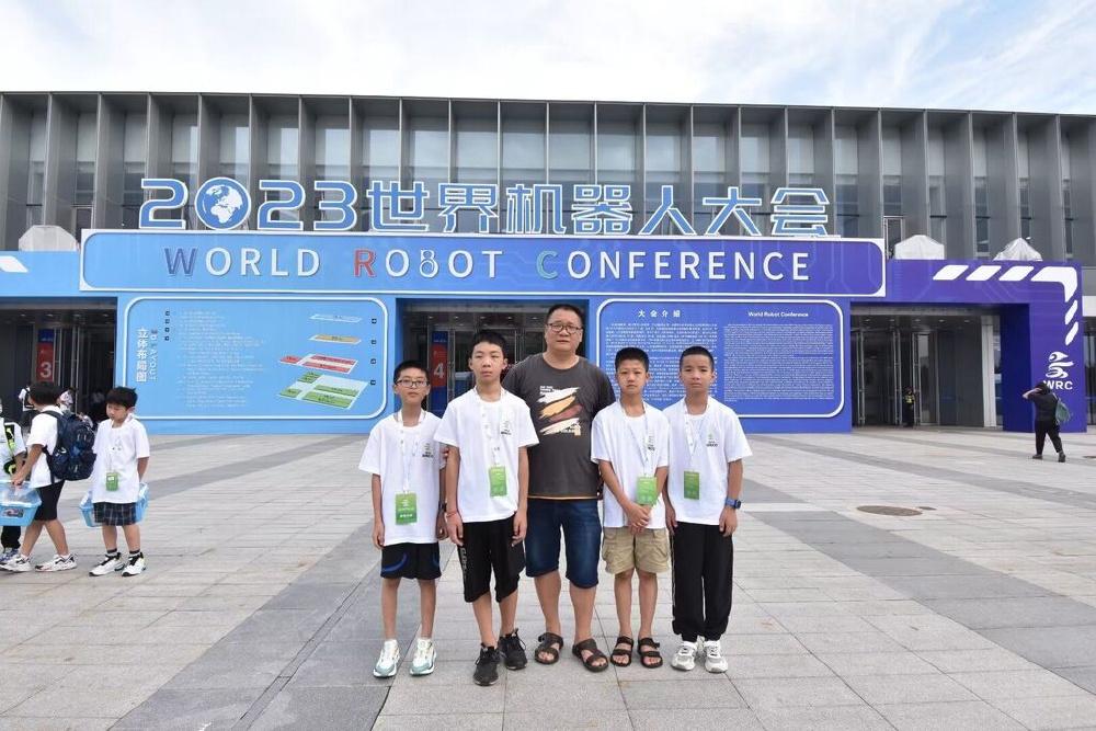 百姓故事 | 不一样的乡村“AI教师”