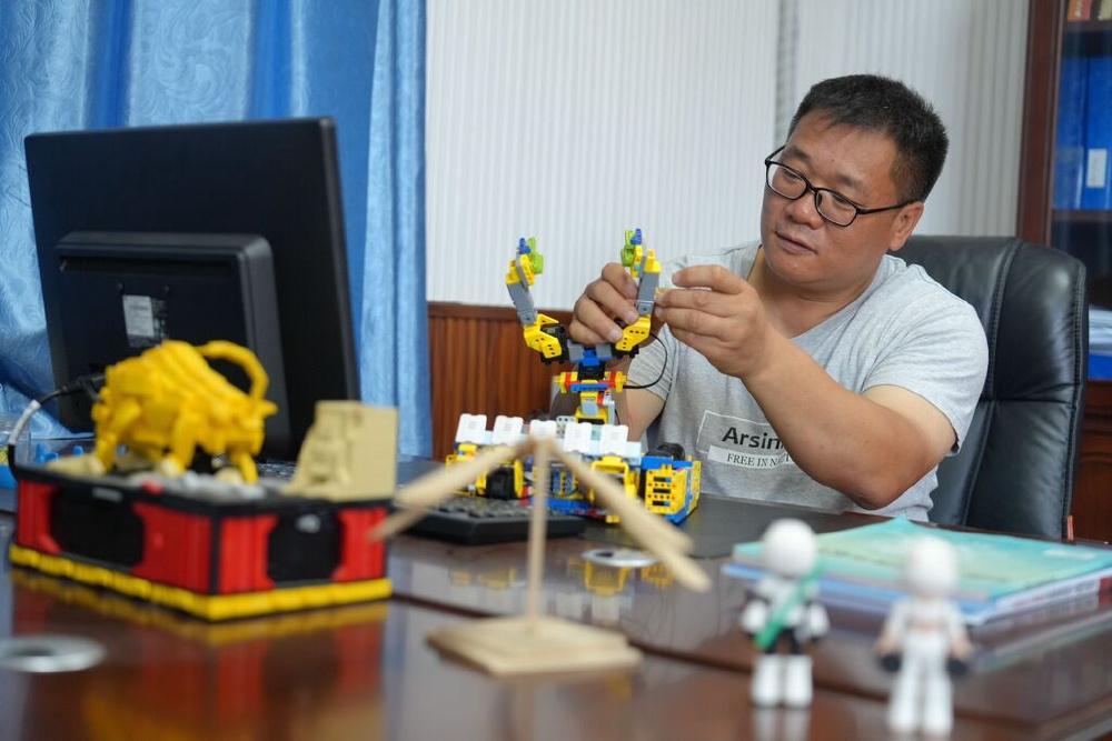 百姓故事 | 不一样的乡村“AI教师”