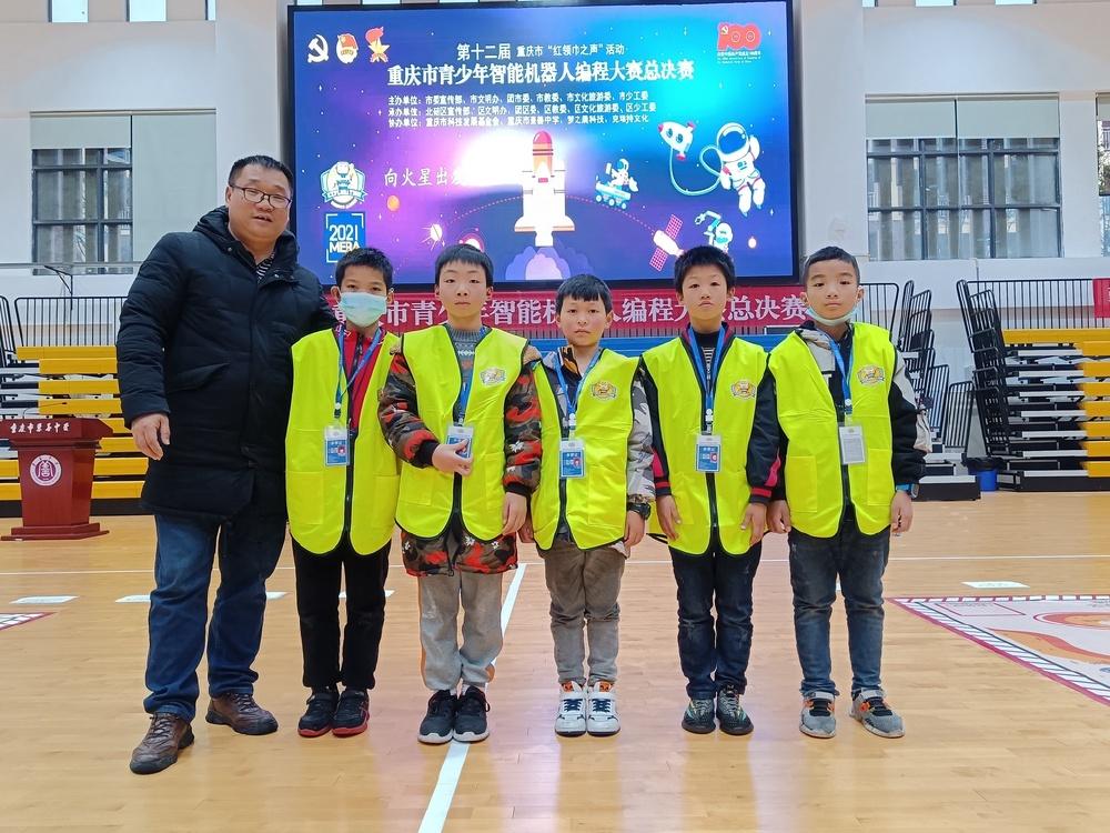 百姓故事 | 不一样的乡村“AI教师”