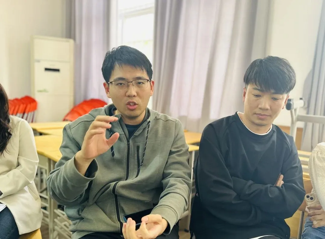 机遇还是挑战，拥抱还是限制——Chat GPT对教育的影响我有话说记南京市小市中心小学青年教师学研社沙龙活动